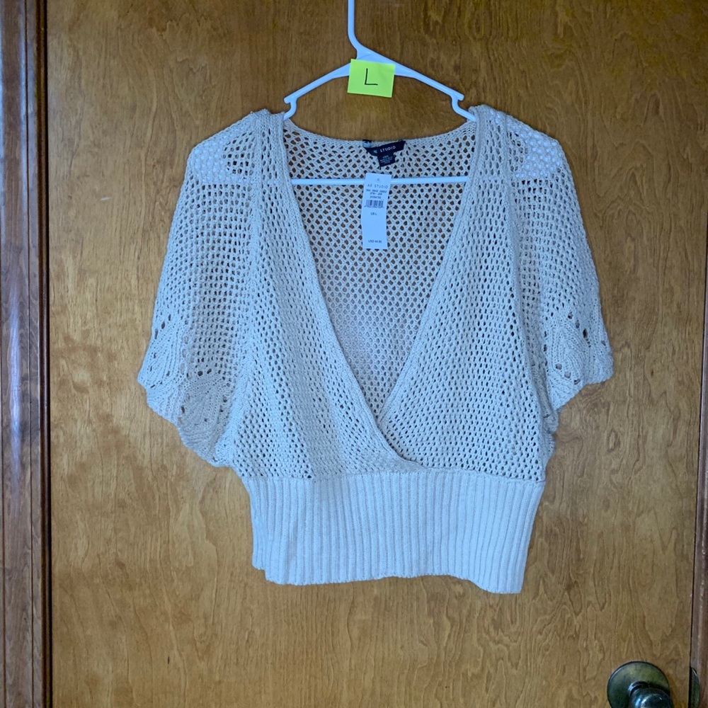 American Eagle sweater